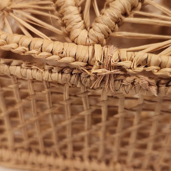 Heart-Shaped Trinket Box - Picture 8 of 13